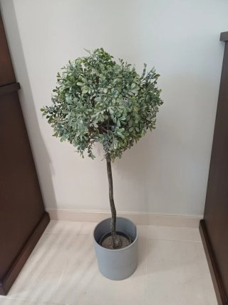 Árbol artificial decorativo con maceta