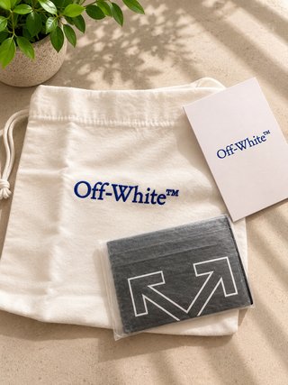 Tarjetero Off-White Negro Flechas