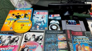 Lote 17 juegos + Kinect + cableado Xbox TODO X 20€