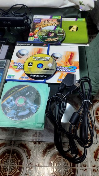 Lote 17 juegos + Kinect + cableado Xbox TODO X 20€
