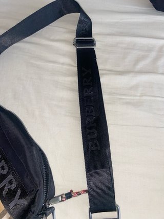 Bandolera Burberry Cuadros Beige y Negro