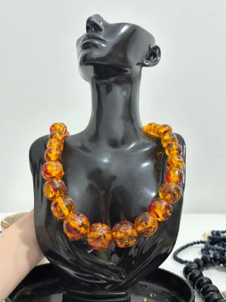 Collana vintage simil ambra
