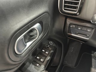 Citroen C5 AIRCROSS 225 eEAT8 Feel (2020)