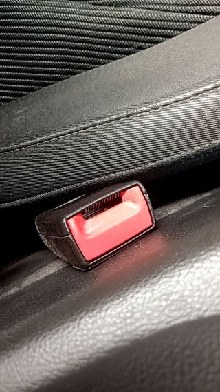 ENGANCHE CINTURON DELANTERO IZQUIERDO Ford Mondeo Berlina (CNG)(2014->)
