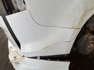 PUNTERA PARAGOLPES TRASERA DERECHA Ford Transit Courier (C4A)(2013->)