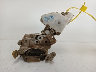 CERRADURA PUERTA DELANTERA DERECHA NISSAN TERRANO