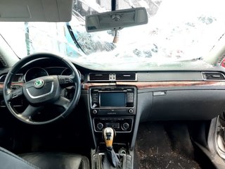 Skoda 1154471 refuerzo paragolpes delantero superb