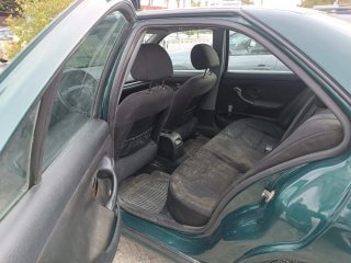 Peugeot 406 2001