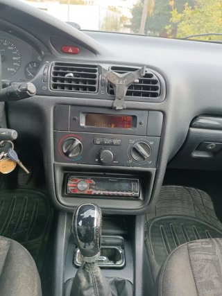 Peugeot 406 2001