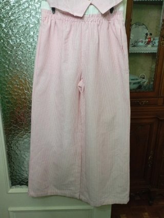 Conjunto chaleco y pantalón rayas rosas