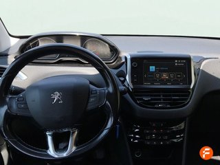 Peugeot 208 5P ALLURE 1.2L PureTech 81KW (110CV) S&S