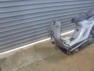 Derbi llanta rueda trasera scoot 80 12205