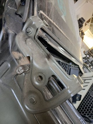 BISAGRA CAPO DERECHA BMW 3 Berlina (G20)(2018->)
