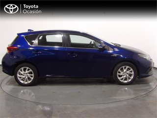 TOYOTA Auris 1.8 140H Hybrid Active