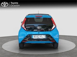TOYOTA Aygo 70 x-wave x-shift
