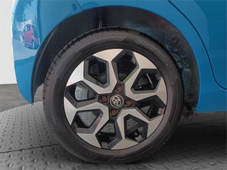 TOYOTA Aygo 70 x-wave x-shift