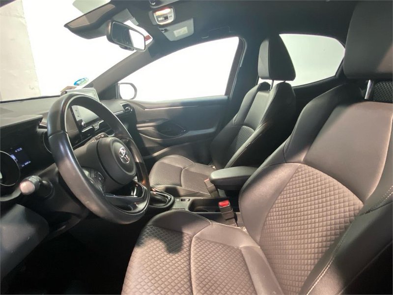 Toyota Yaris 1.5 Style 2022, foto 12