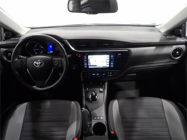 TOYOTA Auris 1.8 140H Hybrid Active