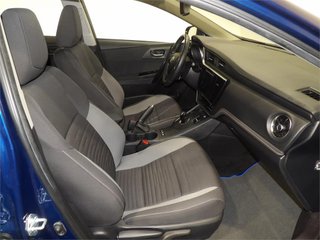 TOYOTA Auris 1.8 140H Hybrid Active