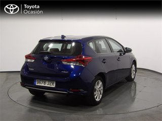 TOYOTA Auris 1.8 140H Hybrid Active