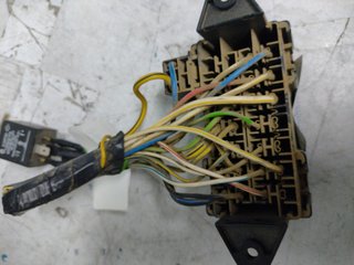 CAJA RELES / FUSIBLES SUZUKI VITARA (SE/SF/ET) 681228