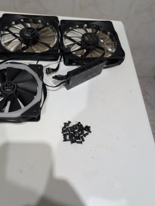 Ventiladores y controladora Nox Hammer TGX