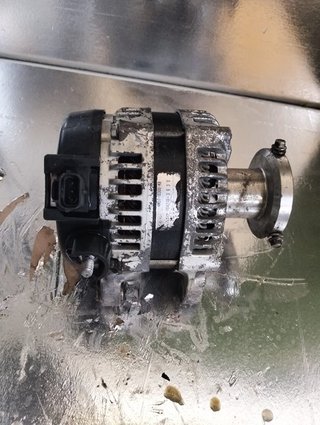 ALTERNADOR Ford Focus Berlina (CAP)(08.2004->)