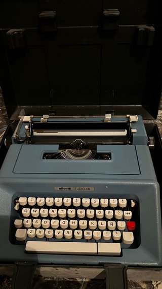 Máquina de escribir Olivetti Studio 46 1970 1980