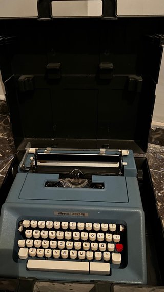 Máquina de escribir Olivetti Studio 46 1970 1980