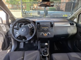 Nissan Tiida 2009