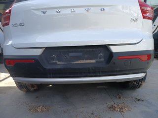 PARAGOLPES TRASERO Volvo XC40 (2017->)