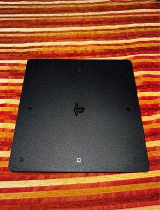 PS4 Slim 1TB Nero + 3 Giochi + Cuffie