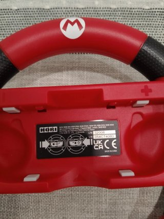 Volante HORI Mario k  Racing para Nintendo SWITCH