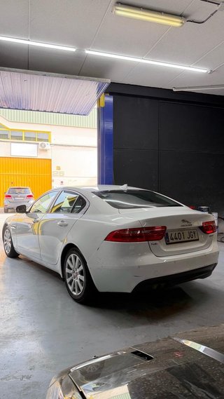 JAGUAR XE 2.0 AJ200D Diesel RWD 180cv Portfolio