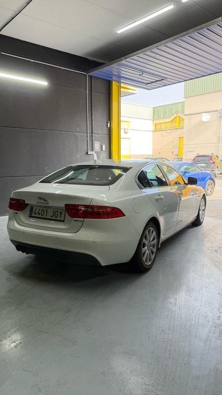 JAGUAR XE 2.0 AJ200D Diesel RWD 180cv Portfolio