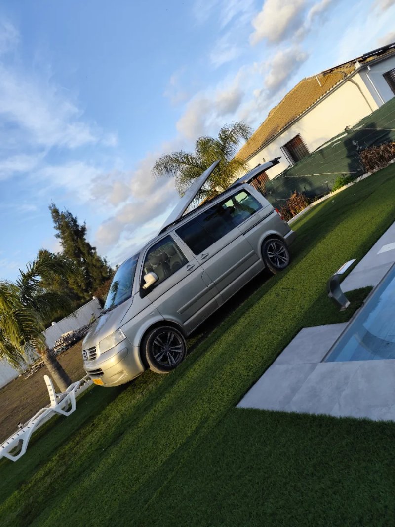 Volkswagen Multivan 2007 - foto 1