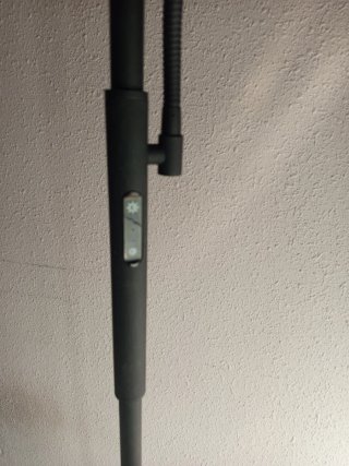 Lámpara de pie LED con doble luz