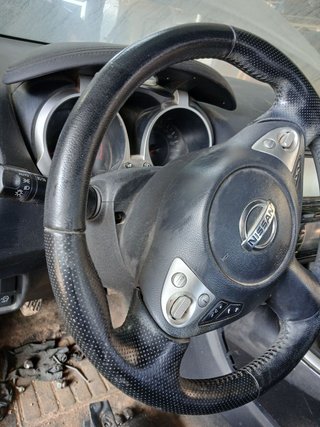 VOLANTE Nissan Juke (F15E)(06.2010->)