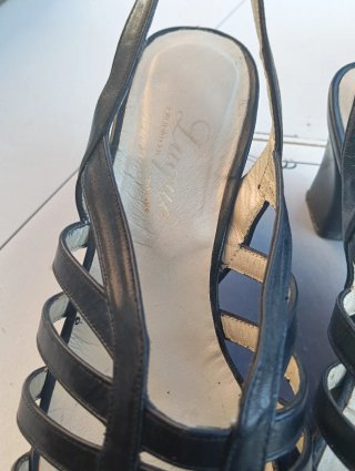 Sandalias piel de tacon