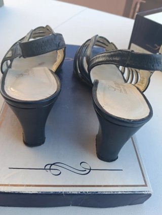 Sandalias piel de tacon