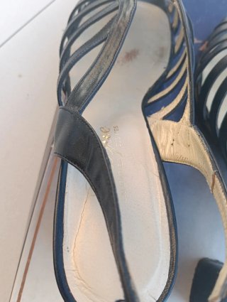 Sandalias piel de tacon