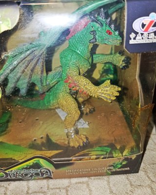 Figura de Dragón Coleccionismo en Caja Original