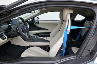 BMW i8 Coupé / Híbrido Enchufable / Impecable