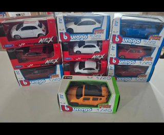 Collezione 10 modellini auto Burago e Welly