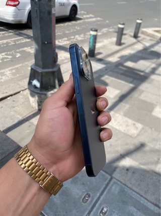 iPhone 15 Pro Max Azul, 99% batería, 256gb
