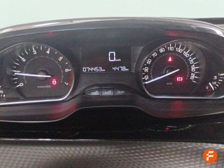 Peugeot 208 5P Signature 1.2L PureTech 60KW (82CV)