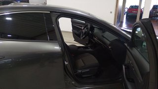 Mazda Mazda 3 2.0 Skyactiv-X Zenith 133 kW (181 CV)