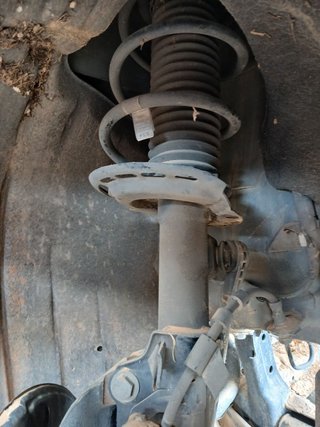 AMORTIGUADOR DELANTERO DERECHO Ford Focus Berlina (CGE)(2018->)