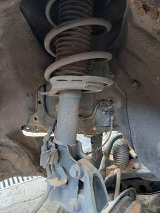 AMORTIGUADOR DELANTERO IZQUIERDO Ford Focus Berlina (CGE)(2018->)