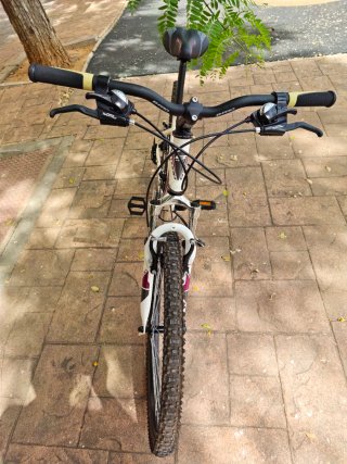 Bicicleta B-PRO M200
